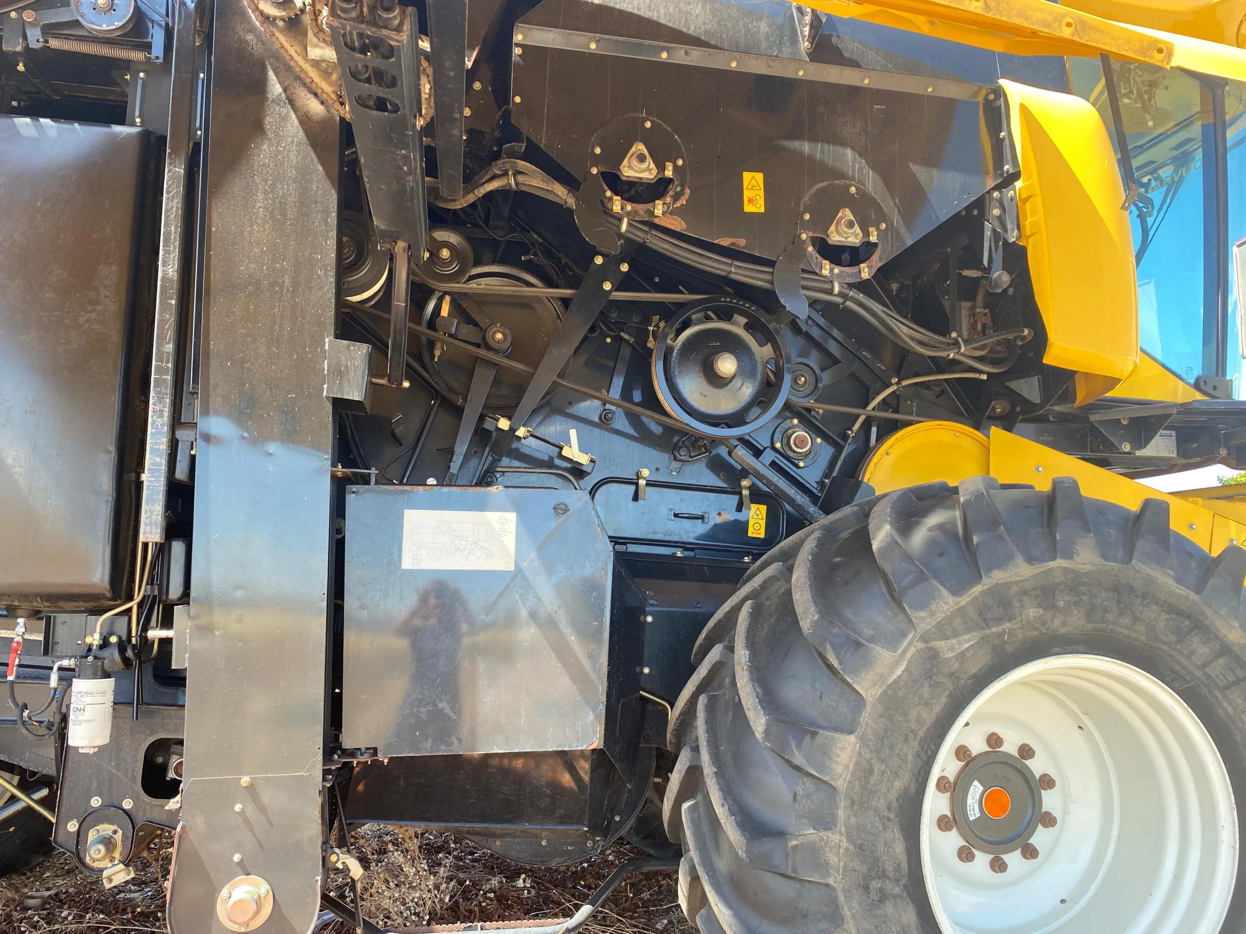 12. Cosechadora New Holland CX8040 2013