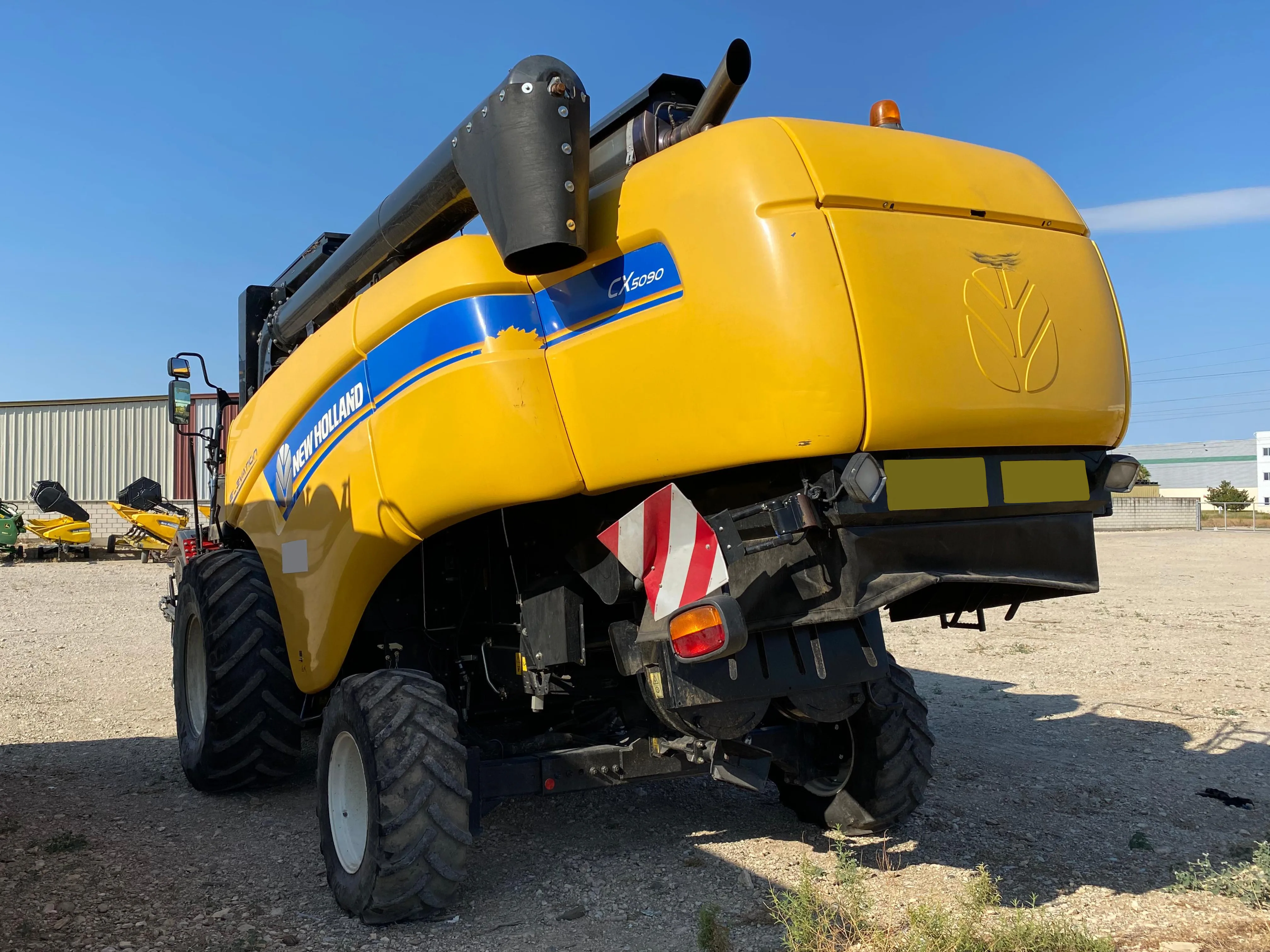 2. Cosechadora New Holland CX5090 2017