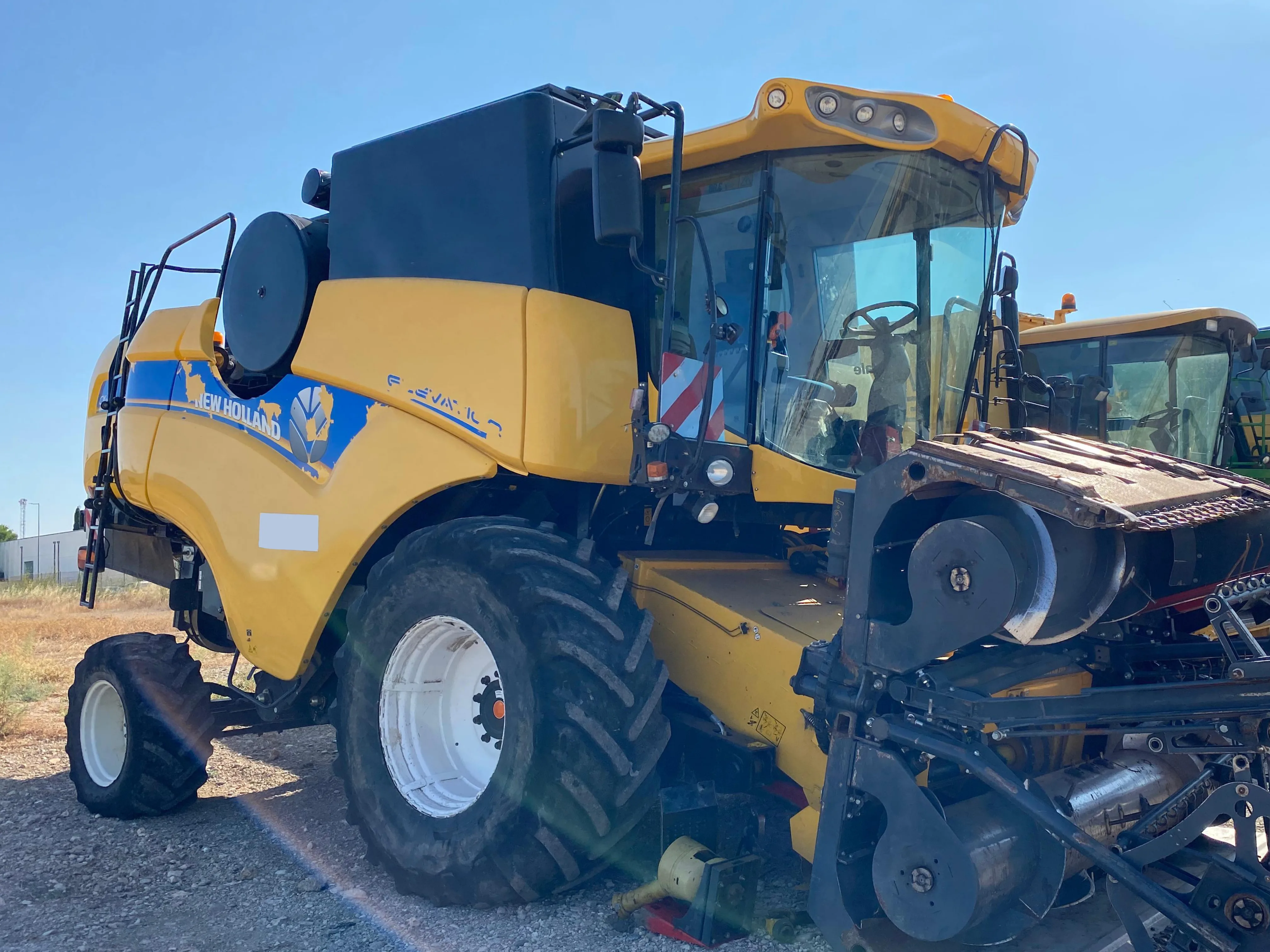 5. Cosechadora New Holland CX5090 2017