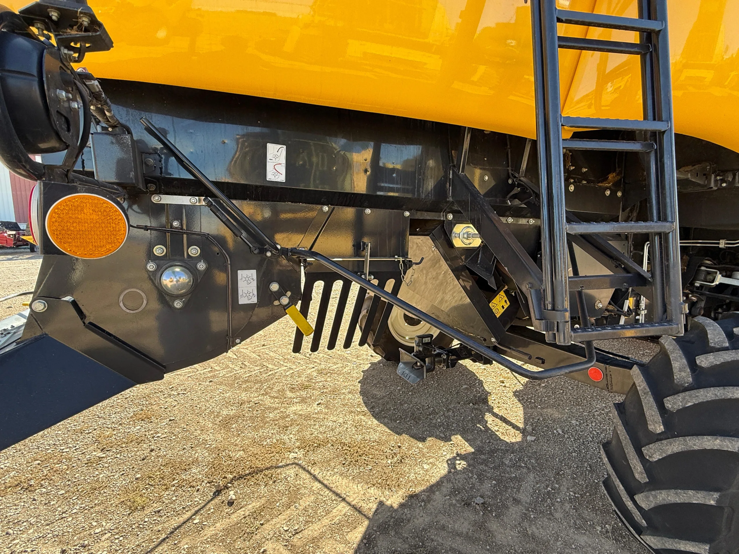 5. Cosechadora New Holland CX6.80