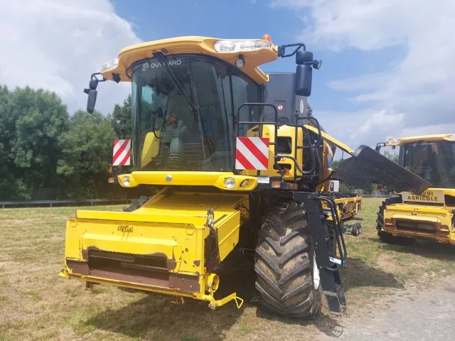 Cosechadora New Holland CX8040 2013 3