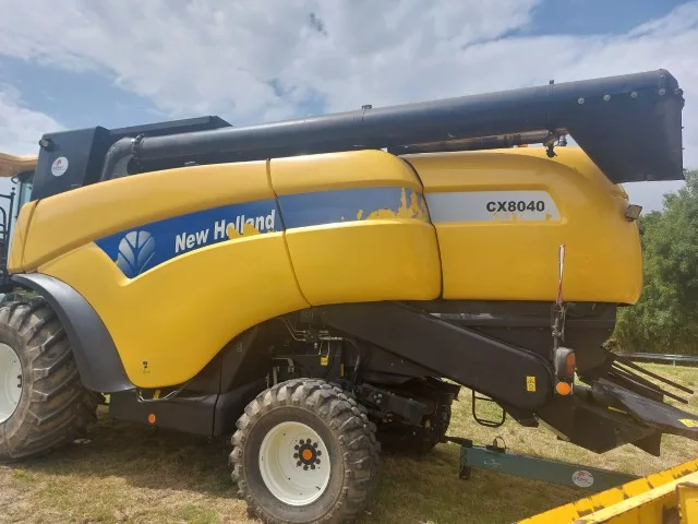 Cosechadora New Holland CX8040 2013 5
