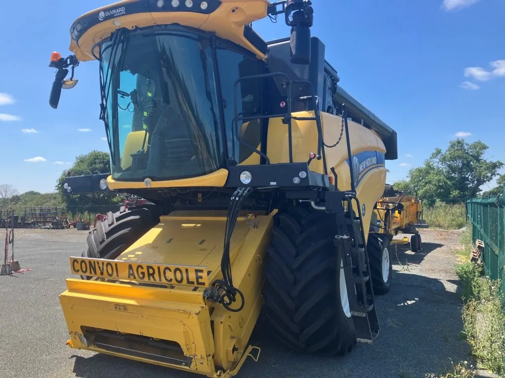 New Holland CX 6.80 2022 1