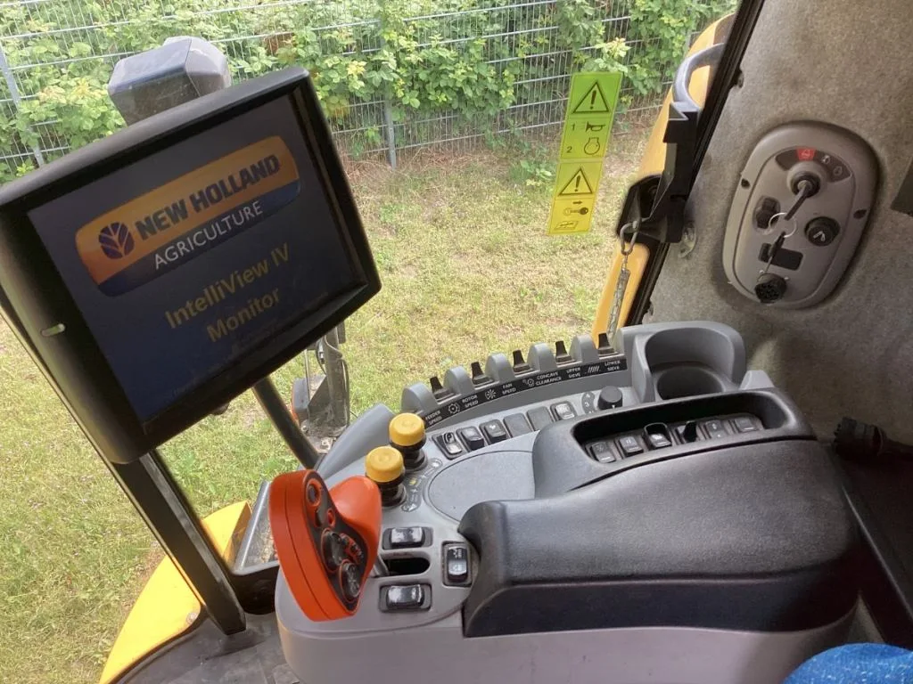 Cosechadora-CR8080 (6)